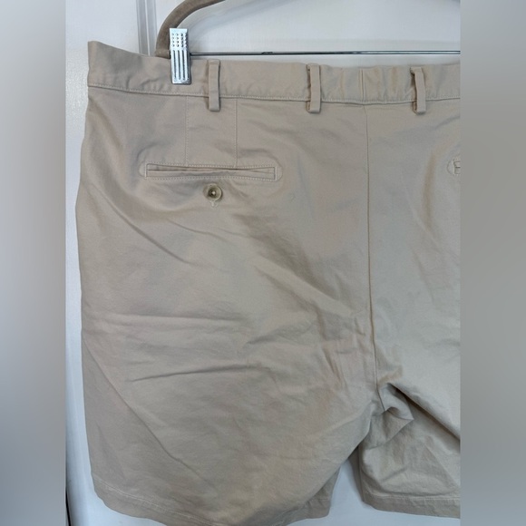 Peter Millar Men’s Khaki Pilot Twill Shorts - Size 42 - Picture 5 of 8